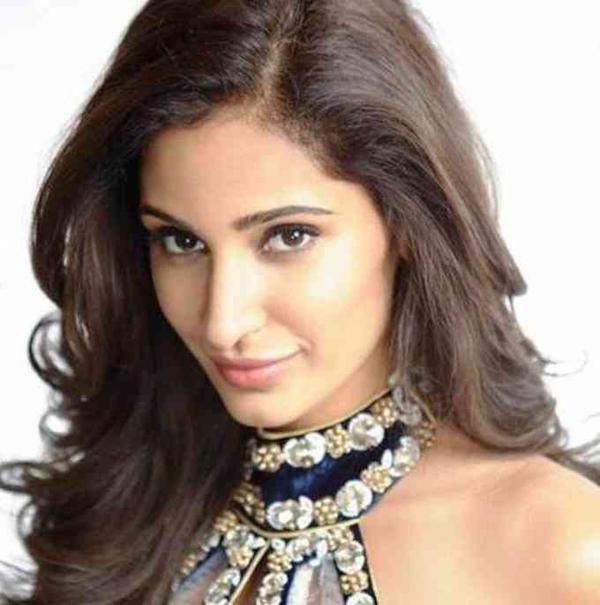 Alankrita Sahai Net Worth, Affairs, Height, Age, Bio and More image