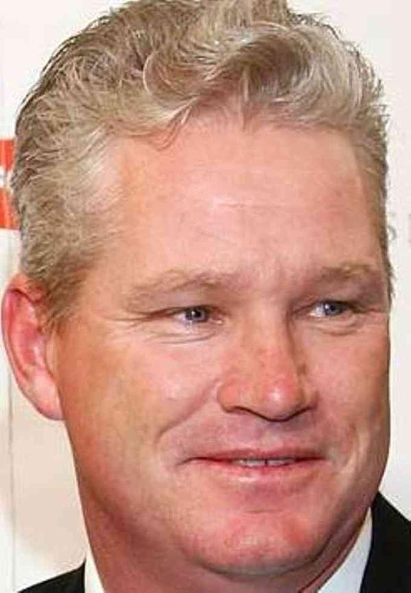 Dean Jones Height, Affairs, Net Worth, Age, Bio and More image