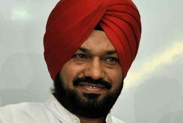 Gurpreet Ghuggi Net Worth, Age, Affairs, Height, Bio and More image