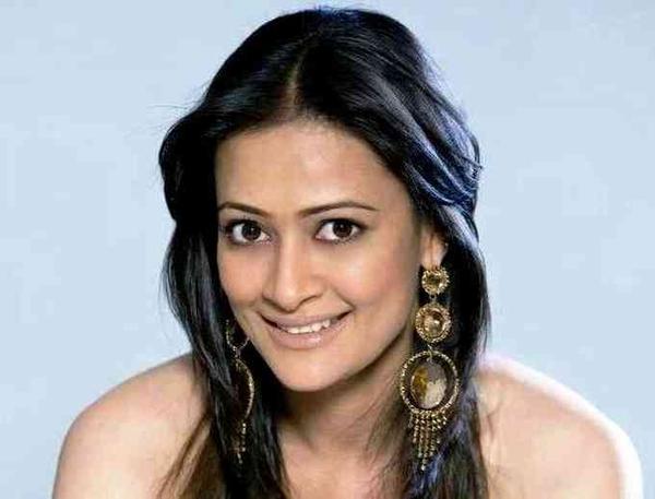 Jaswir Kaur Affairs, Height, Net Worth, Age, Bio and More image