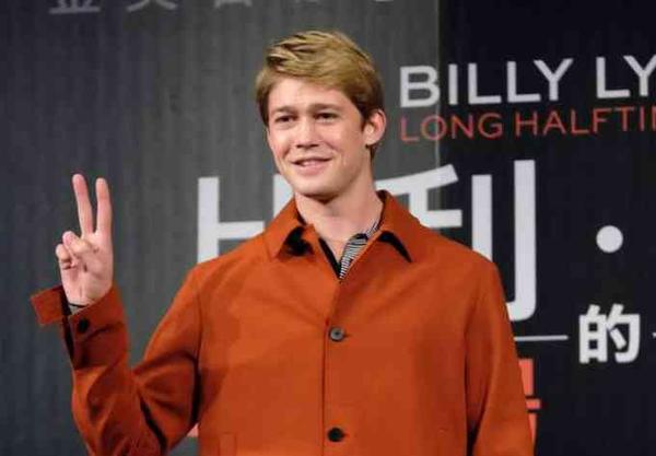 Joe Alwynactor Age, Net Worth, Height, Affairs, Bio and More image