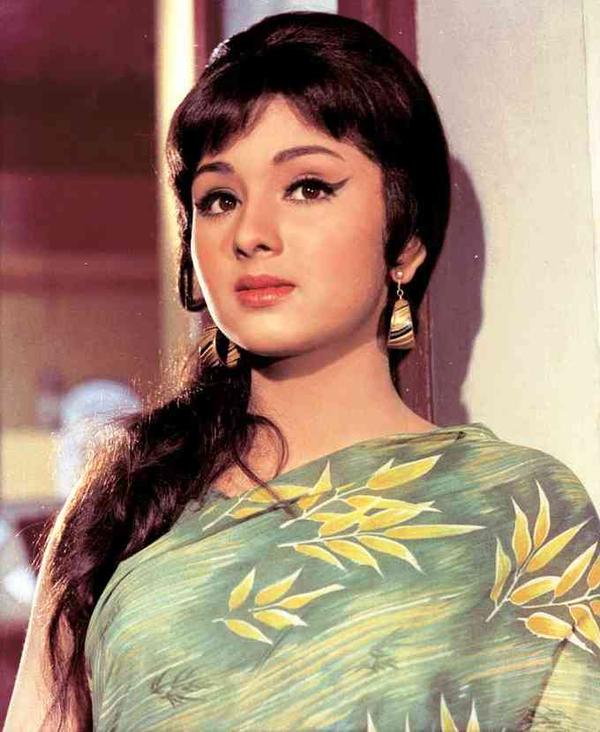Leena Chandavarkar Height, Age, Affairs, Net Worth, Bio and More image