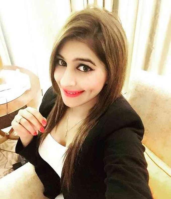 Mehak Rose Sharma Height, Affairs, Net Worth, Age, Bio and More image