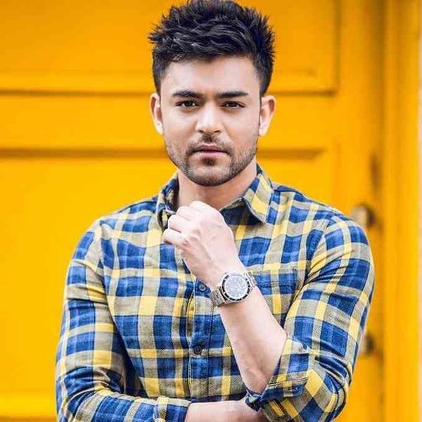 Mohit Abrol Affairs, Age, Height, Net Worth, Bio and More image