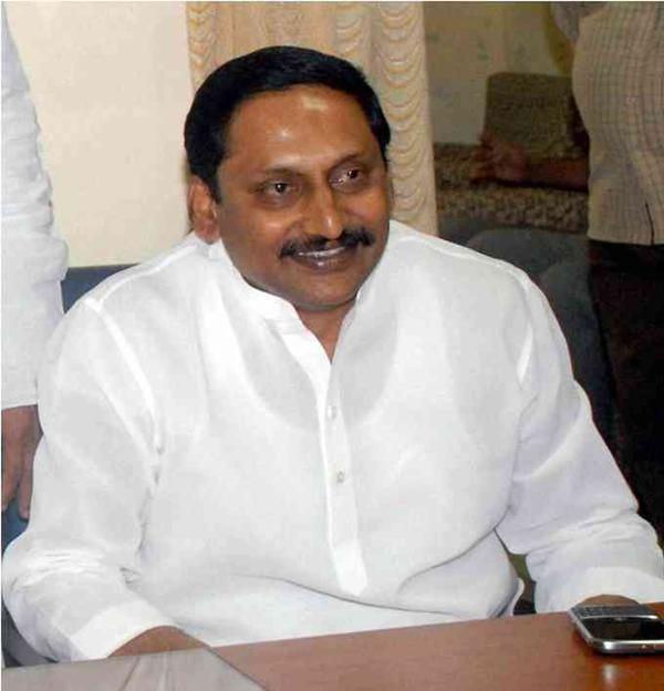 Nallari Kiran Kumar Reddy Age, Height, Net Worth, Affairs, Bio and More image