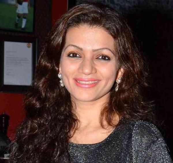 Prachi Shah Affairs, Height, Age, Net Worth, Bio and More image