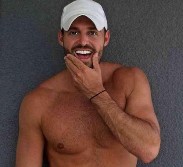 Robby Hayes Affairs, Age, Net Worth, Height, Bio and More image