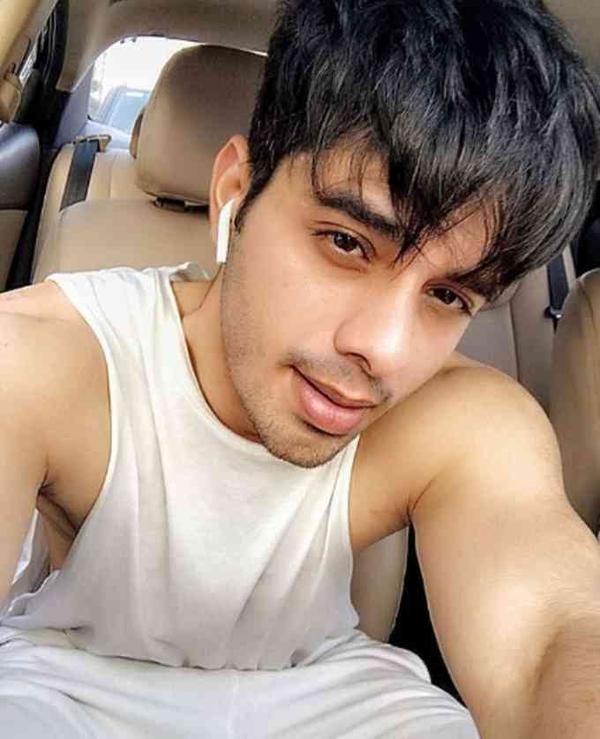 Ruslaan Sayed Age, Height, Affairs, Net Worth, Bio and More image