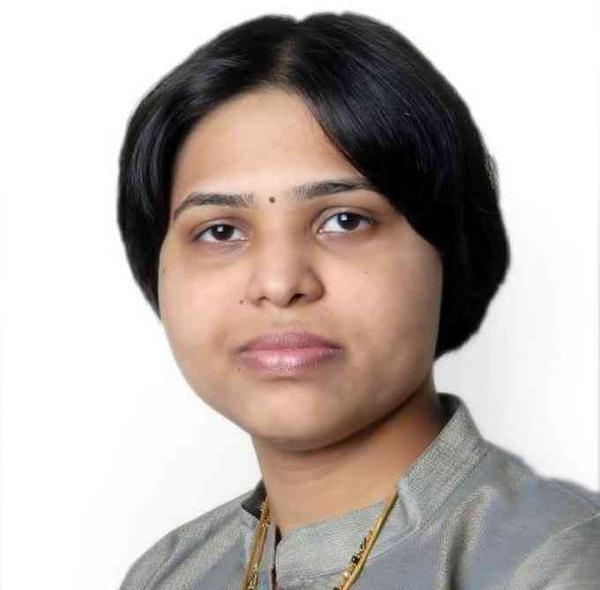 Trupti Desai Net Worth, Height, Affairs, Age, Bio and More image