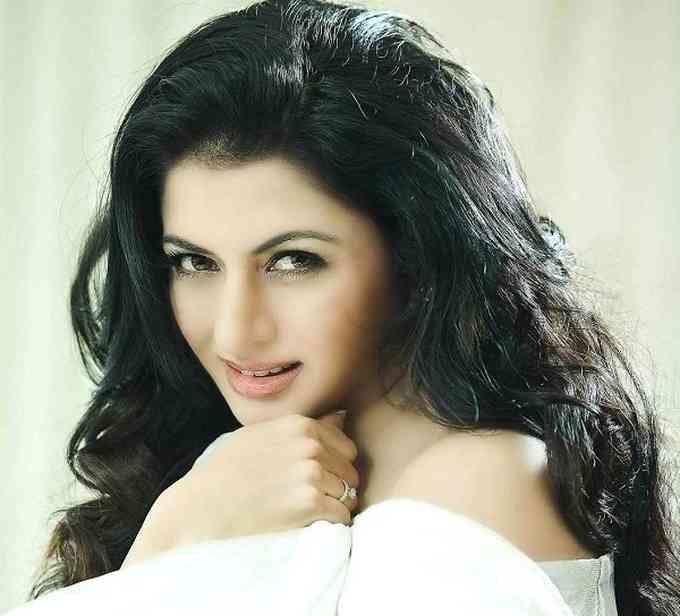 Bhagyashree Images