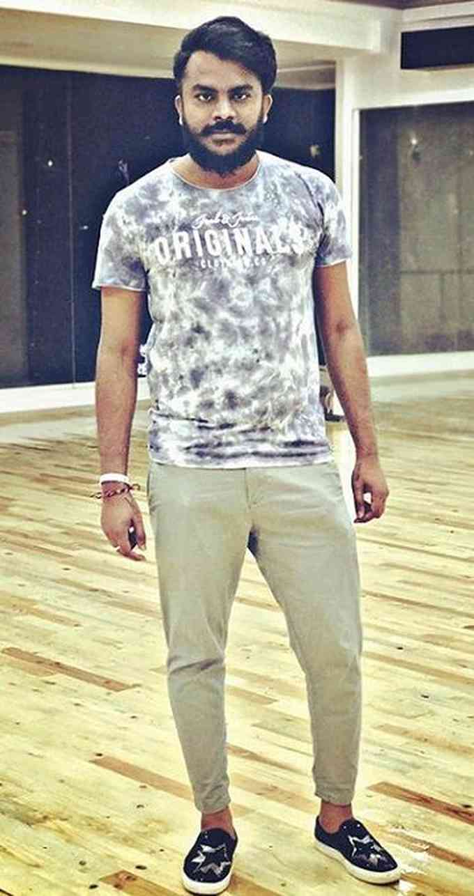 Chandan Shetty Images