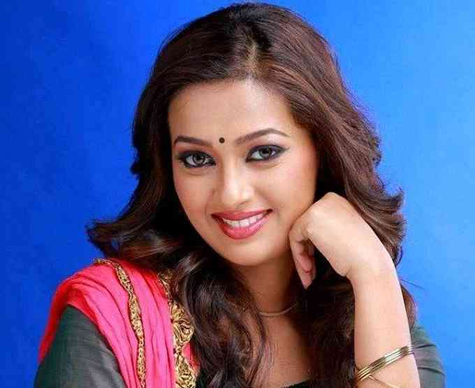 Ester Noronha Picture
