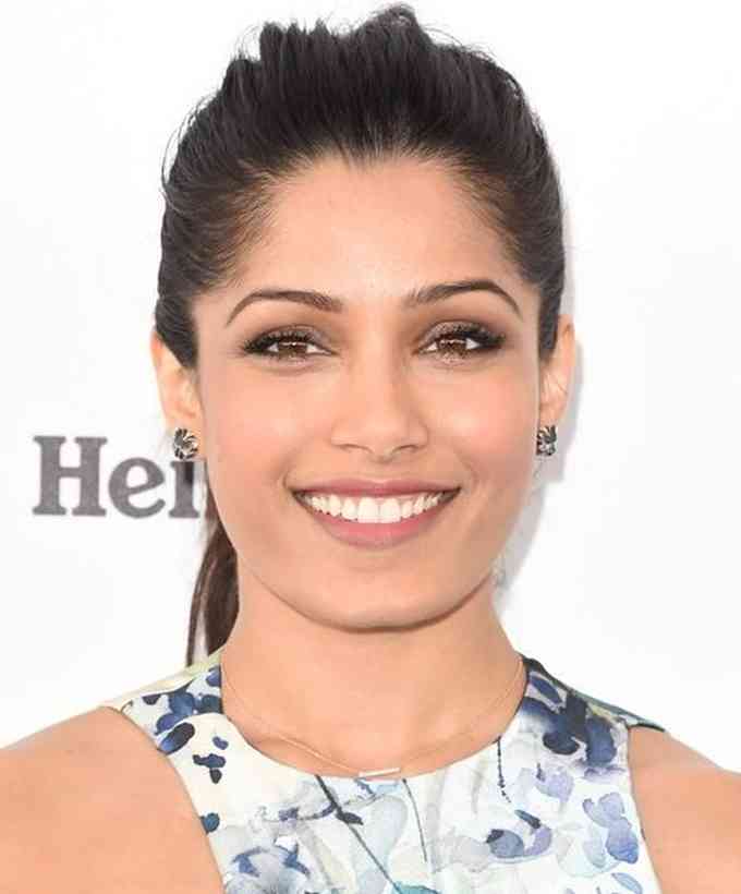Freida Pinto Images