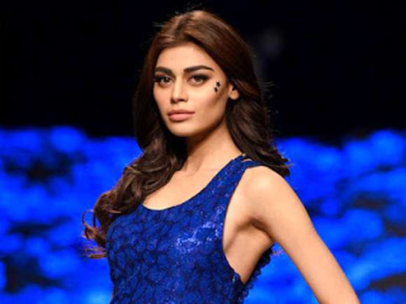 Sadaf Kanwal Images