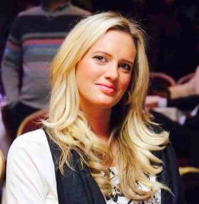 Shaniera Thompson Picture