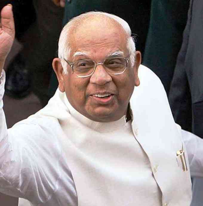 Somnath Chatterjee Images