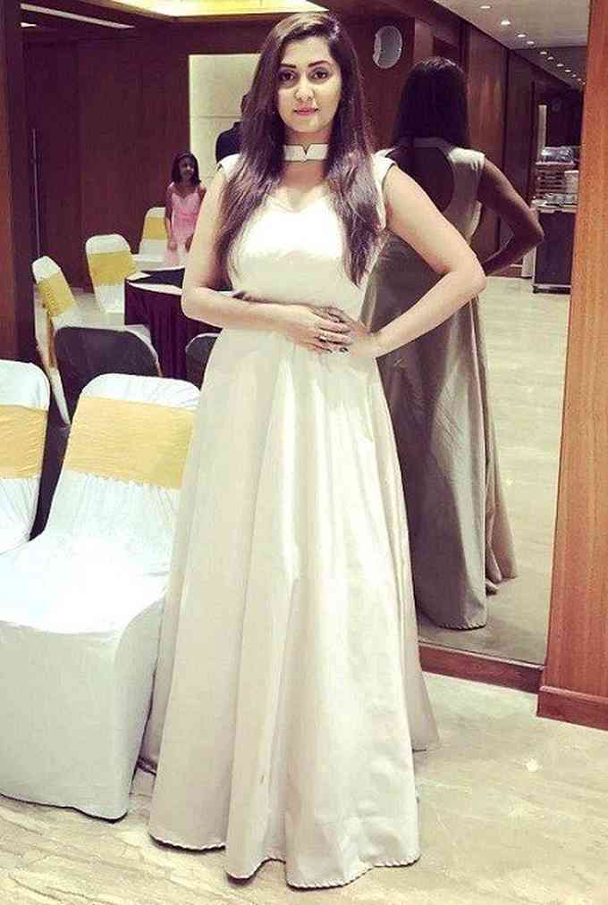 Srishti Jain Pic